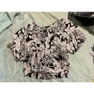 Lane Bryant Black and White Leaf Print Women's Blouse NWT Size 18